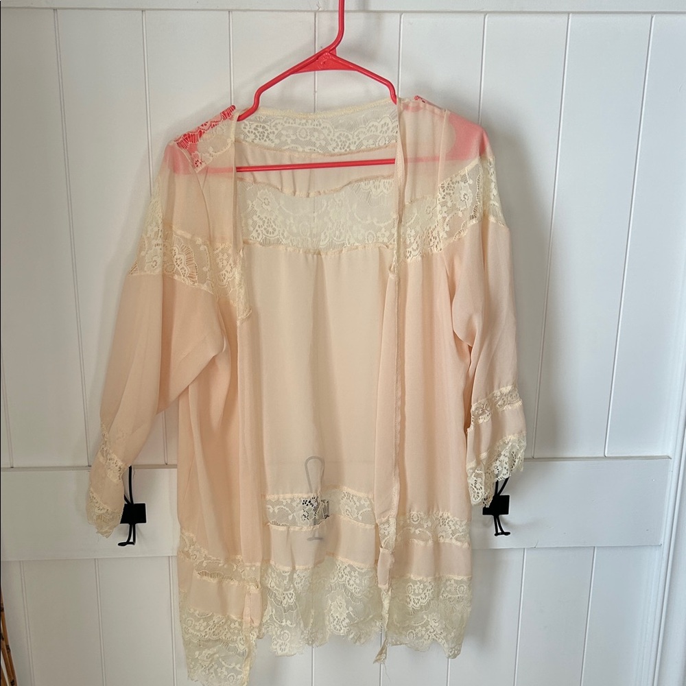 Elegant Lace Trim Women’s Top